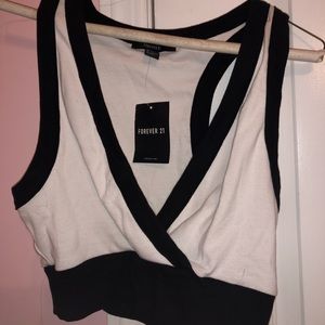 New with tags forever 21 crop top